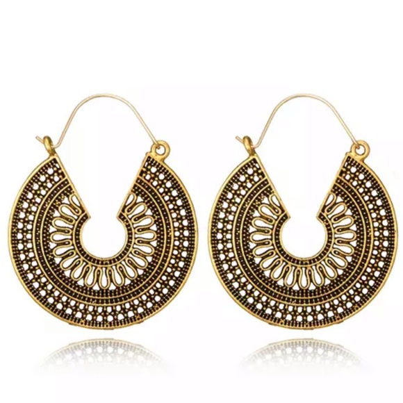 Vintage Gold Medallion Tribal Gypsy Hoop Earrings - Picture 3 of 6
